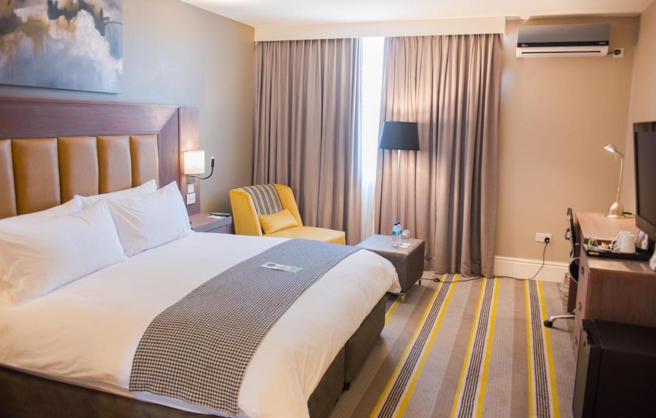 Holiday Inn - Mutare By Ihg Zewnętrze zdjęcie